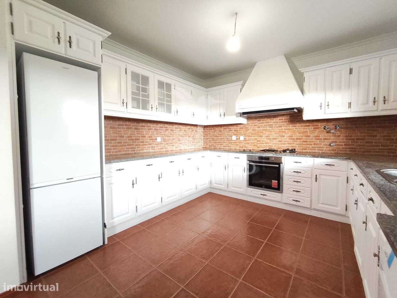 Moradia com Piscina e Jardim, Glória do Ribatejo, Salvaterra de Magos. - Grande imagem: 4/36