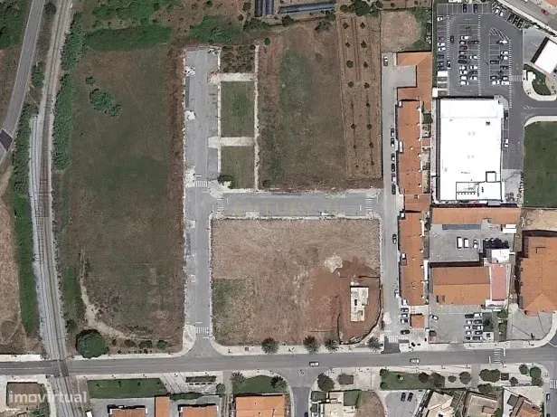 Terreno para construção - Grande imagem: 2/11