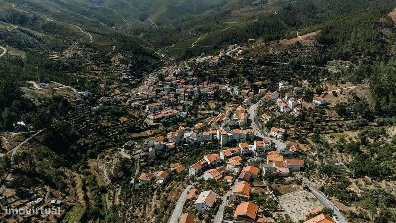 Terreno com ruina / Covilhã, Sobral de São Miguel - Grande imagem: 5/6