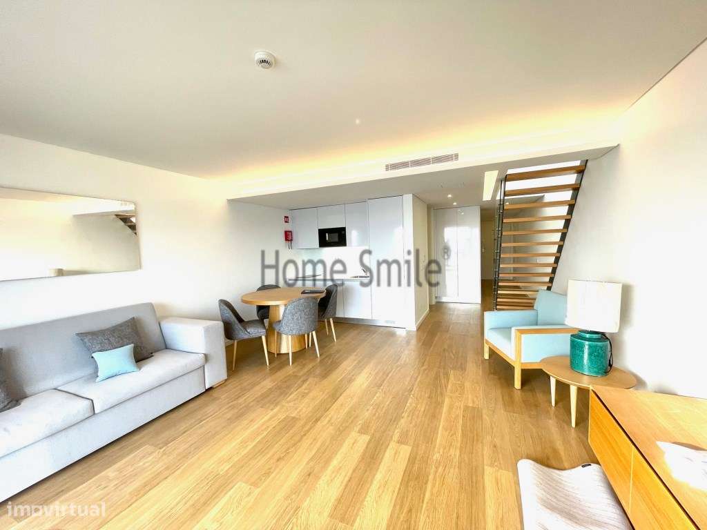 T1 DUPLEX . VISTA FABULOSA. PRIMEIRA LINHA. PISCINA. - Grande imagem: 3/10