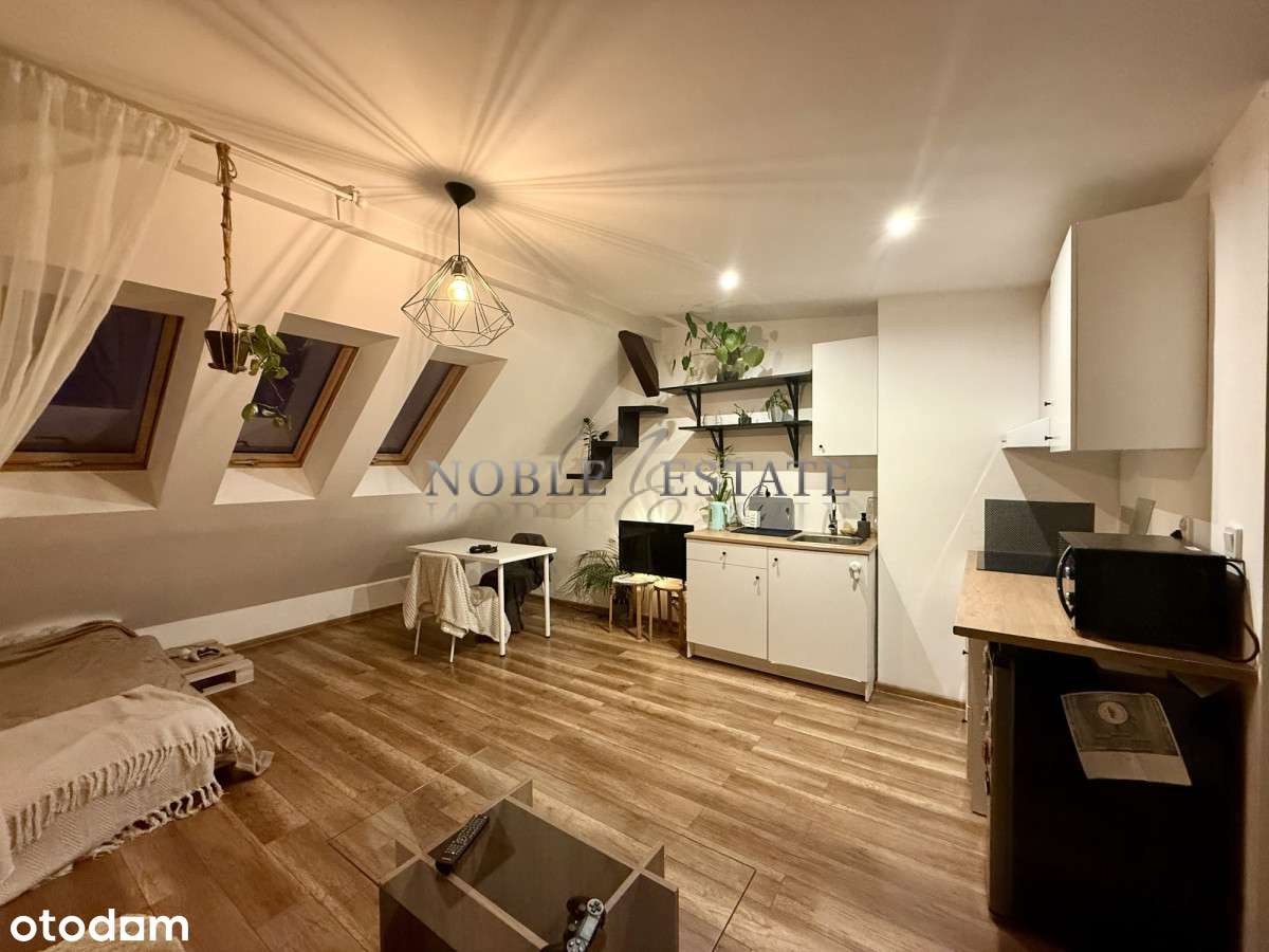 Śliczna kawalerka na sprzedaż-1