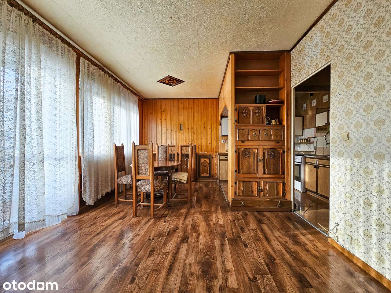 Przestronne M-4 Osiedle Korfantego w niskim bloku!-1