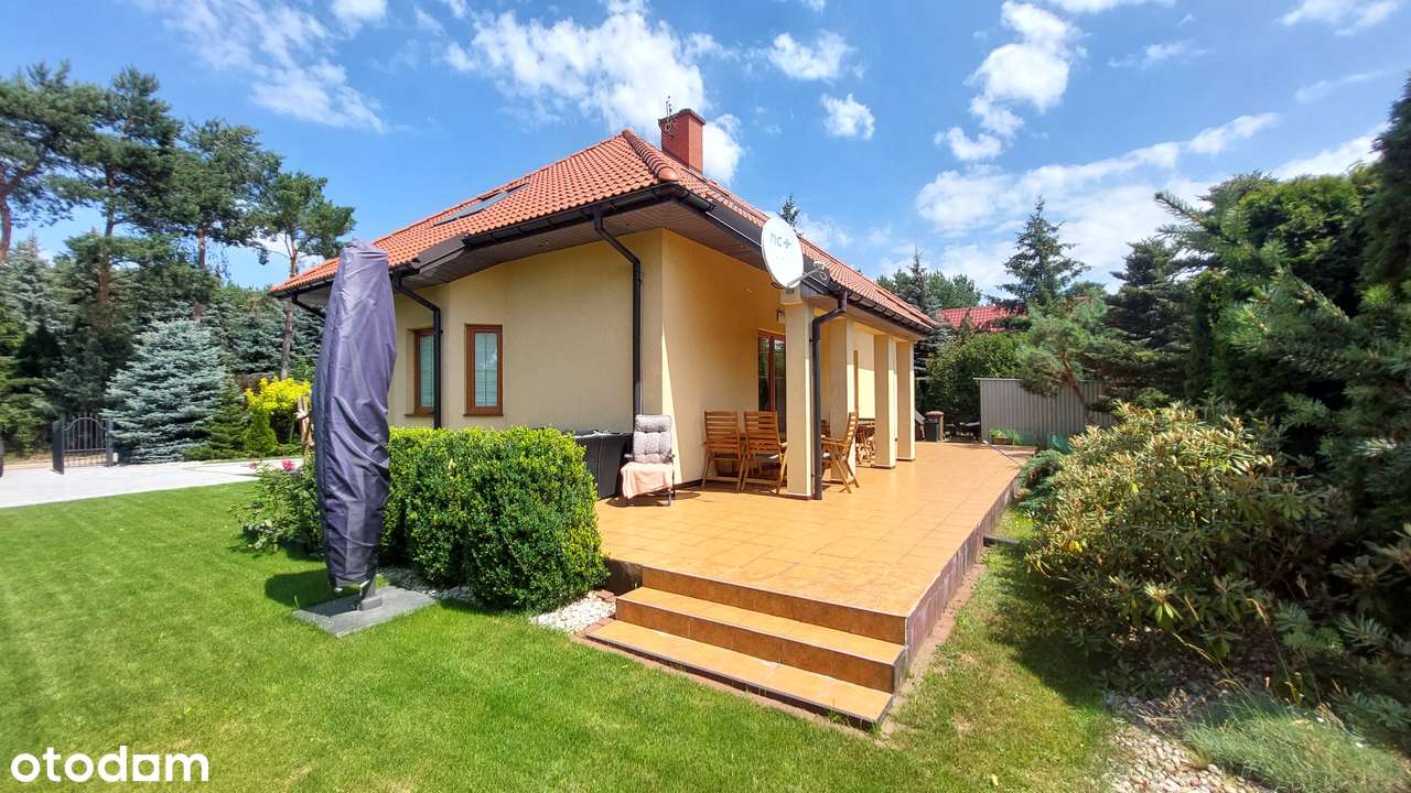 Dom wolnostojący w klasycznej, funkcjonalnej formie - Pełny obrazek: 5/15