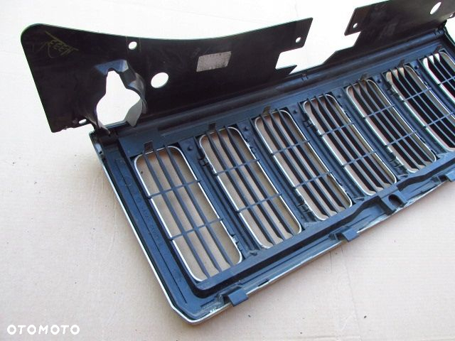 Jeep COMMANDER I XH XK 05/10 Grill atrapa - 6