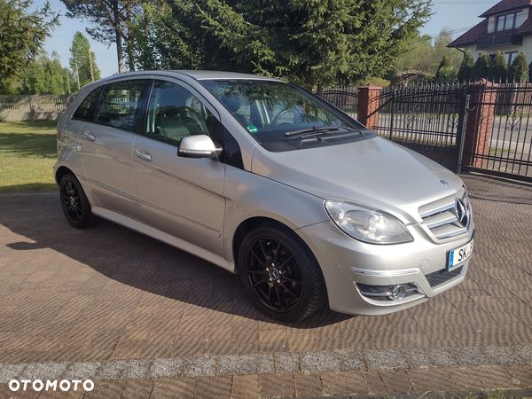 Mercedes-Benz Klasa B 150 BlueEFFICIENCY - 1