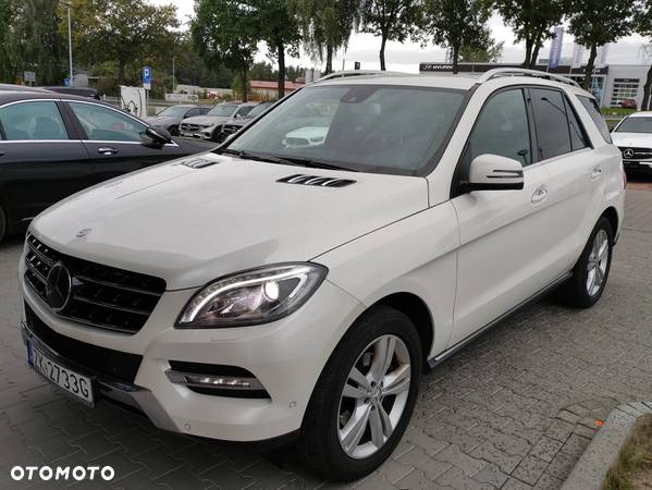 Mercedes-Benz ML 350 BlueTec 4-Matic - 2