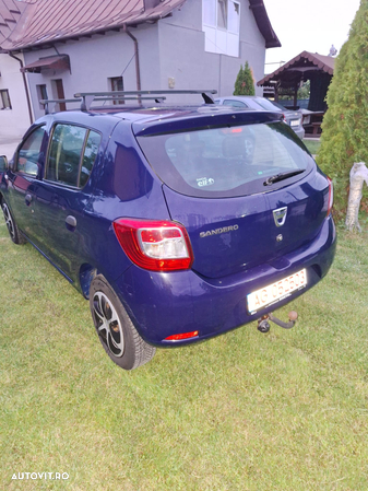 Dacia Sandero 1.2 16V 75 Laureate - 6