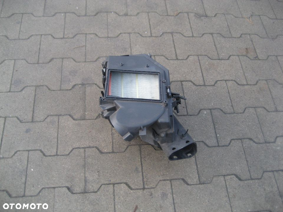 volvo xc90 lift 07-14r 2,4tdi 185km obudowa filtra powietrza 30636845 - 2