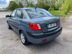 Kia Rio 1.4 City - 6