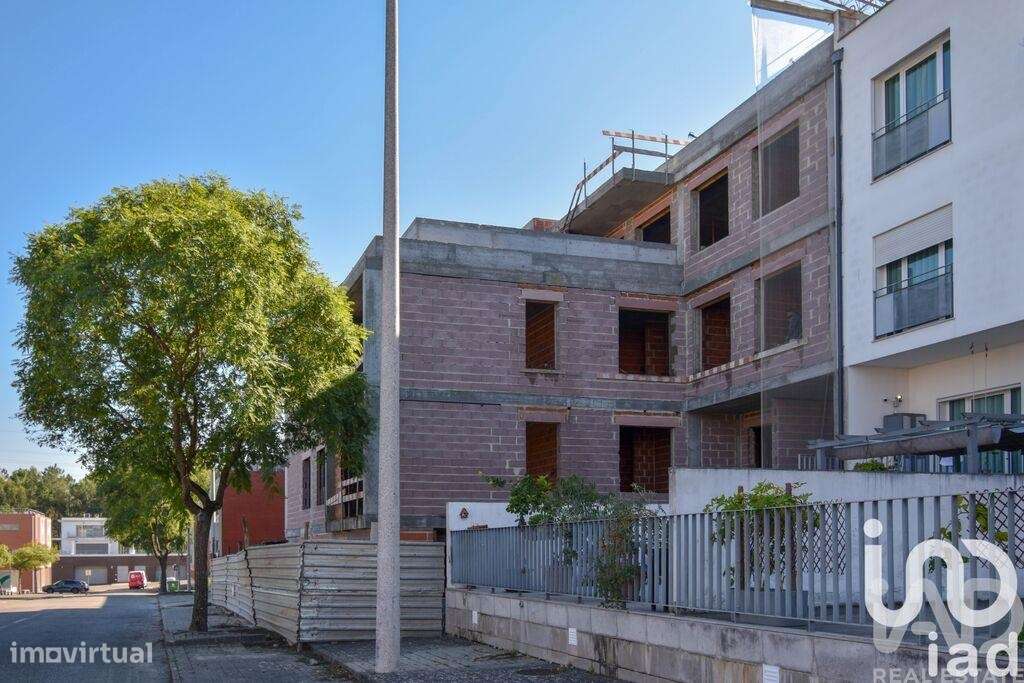 Apartamento T2 em Leiria, Pousos, Barreira e Cortes de 102,5 m2 - Grande imagem: 2/13