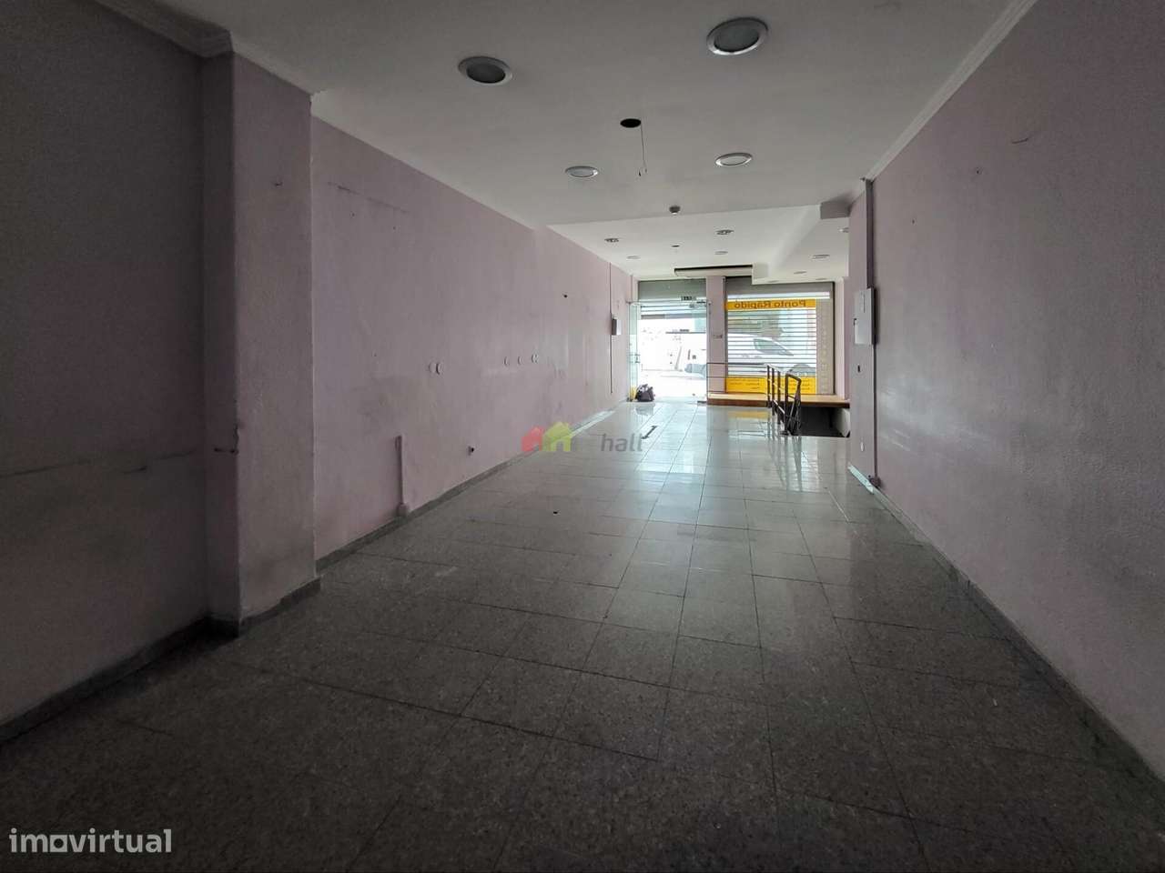 Loja na R. Elias Garcia, centro do Barreiro, para arrendar - Grande imagem: 5/17