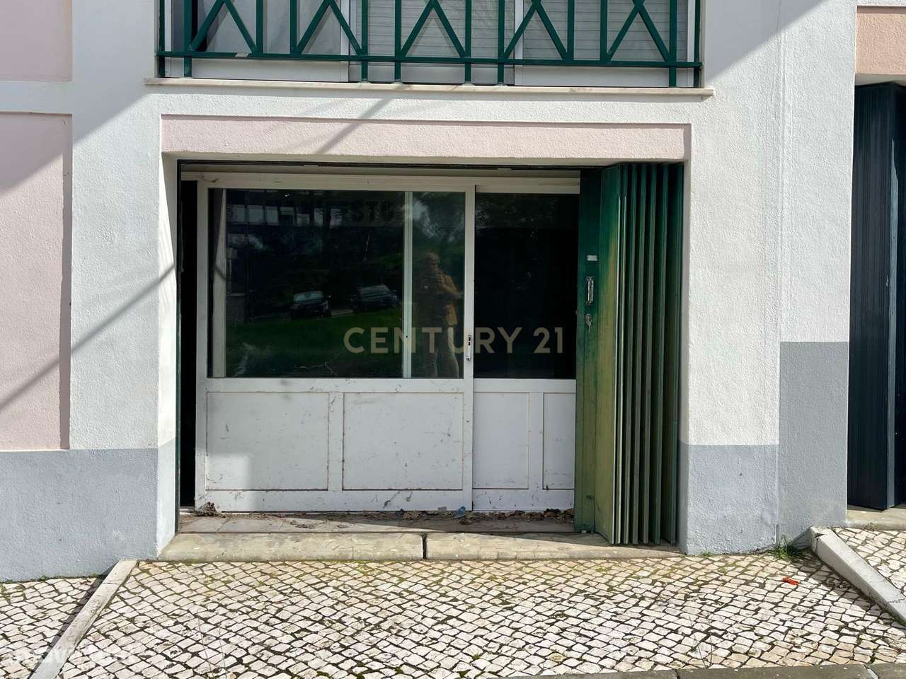 Garagem Espaçosa em Sesimbra, Setúbal - 32m² - Grande imagem: 3/11