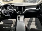 Volvo XC 60 - 22