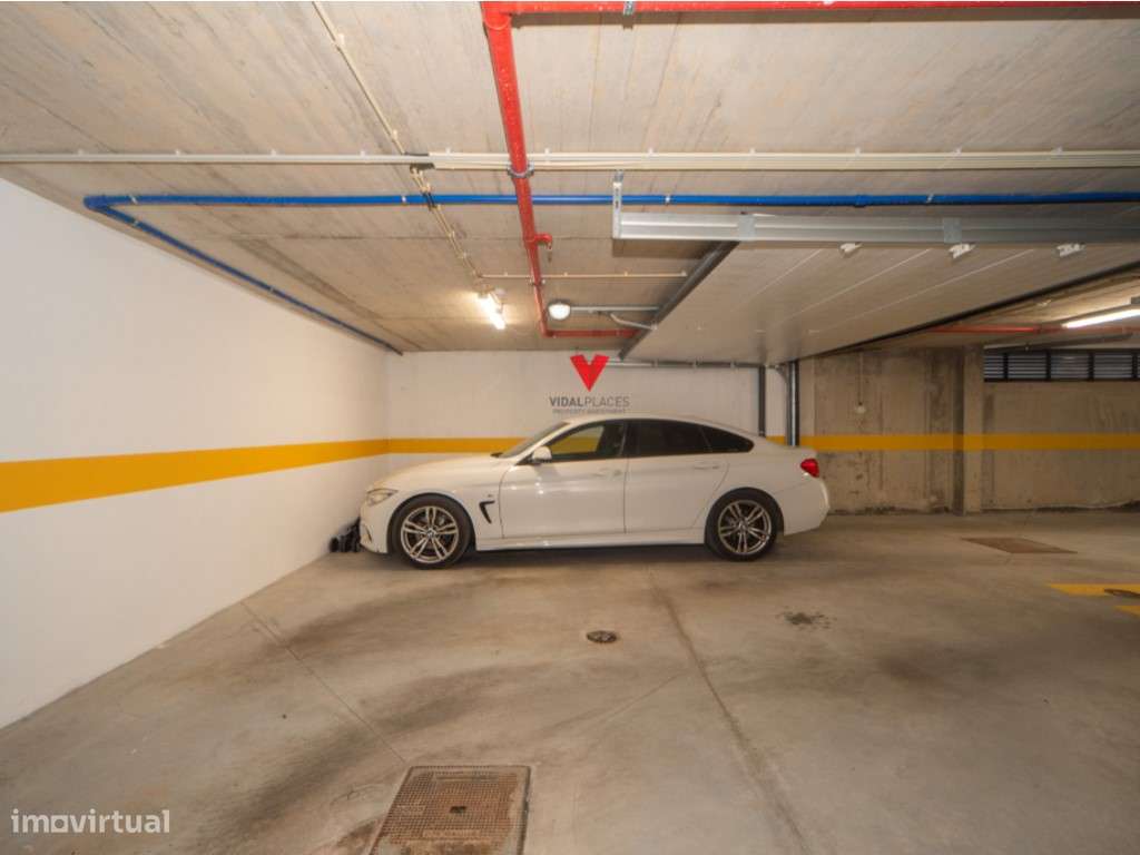 Penthouse T4 Exclusiva com Vista Rio | Terraço Privativo e Acabamen...-50