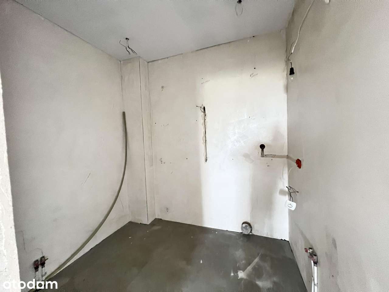 Na sprzedaż mieszkanie narożne  3 pokoje do własnej aranżacji, DT-17