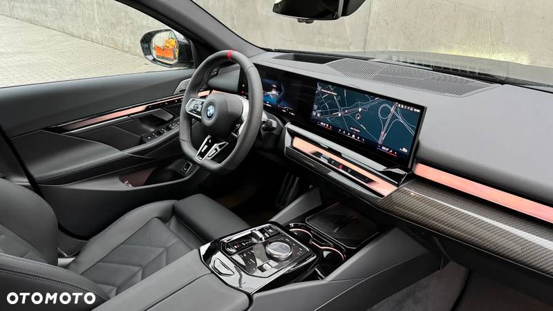 BMW i5 M60 xDrive - 19