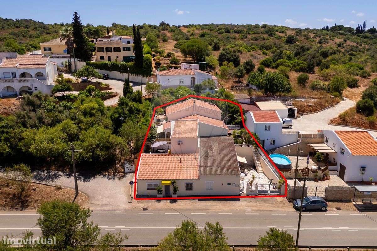 Moradia T6 para venda - Grande imagem: 1/49