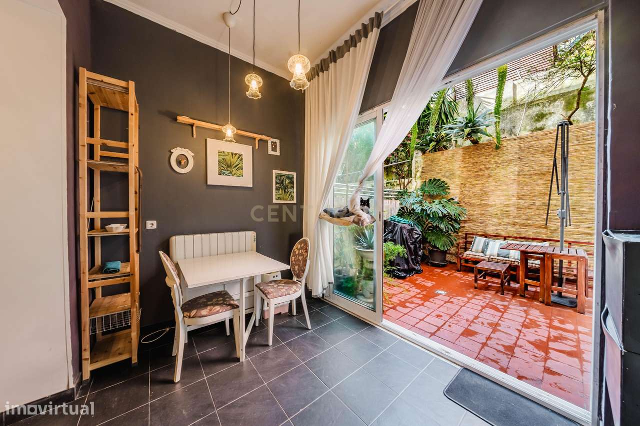 T2 com Amplo Terraço Privativo em Lisboa-24