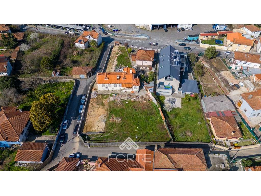 Moradia e Terreno para Venda em Oliveira de Azemeis-10