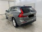 Volvo XC 60 B5 MHEV AT8 AWD Momentum Pro - 4