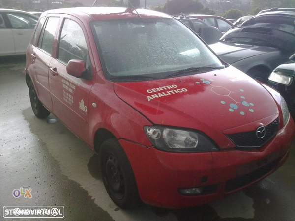 Traseira / Frente /Interior Mazda 2 2005 - 2