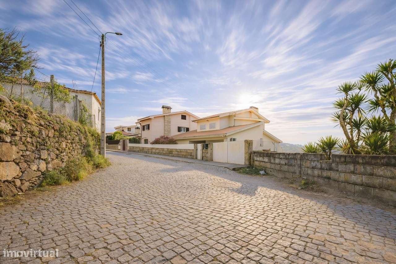 Moradia Independente T5 | Jovim (Atães) | Vista Panorâmica Rio Douro-53