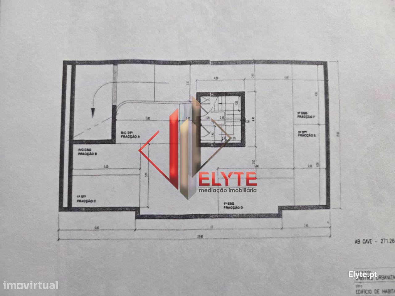 Apartamento T4 com Lugar de Garagem-36