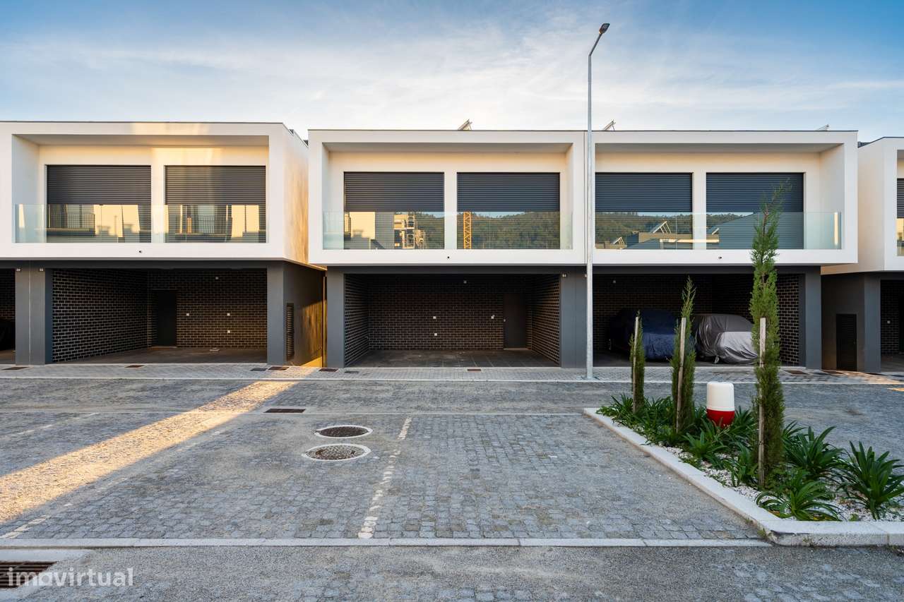Moradia T4 de Gaveto de Luxo | Aldeamento João Paulo II – Esposende-5