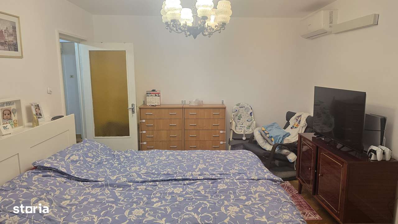 Vand apartament 3 camere dec.  Deva cu GARAJ si BOXA sub bloc, etaj 1 - Imagine principală: 4/17