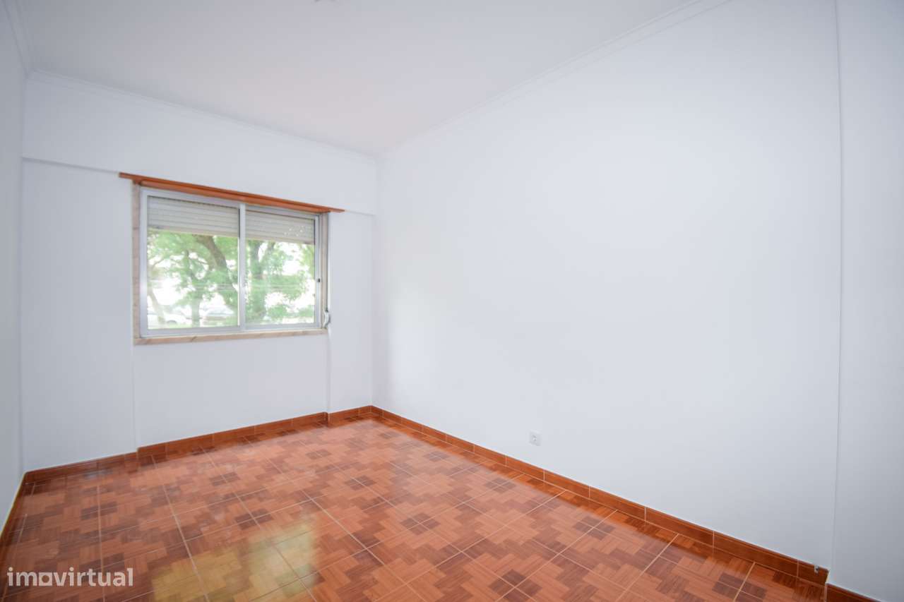 Arrendo  apartamento T2  Alfornelos - Grande imagem: 4/12