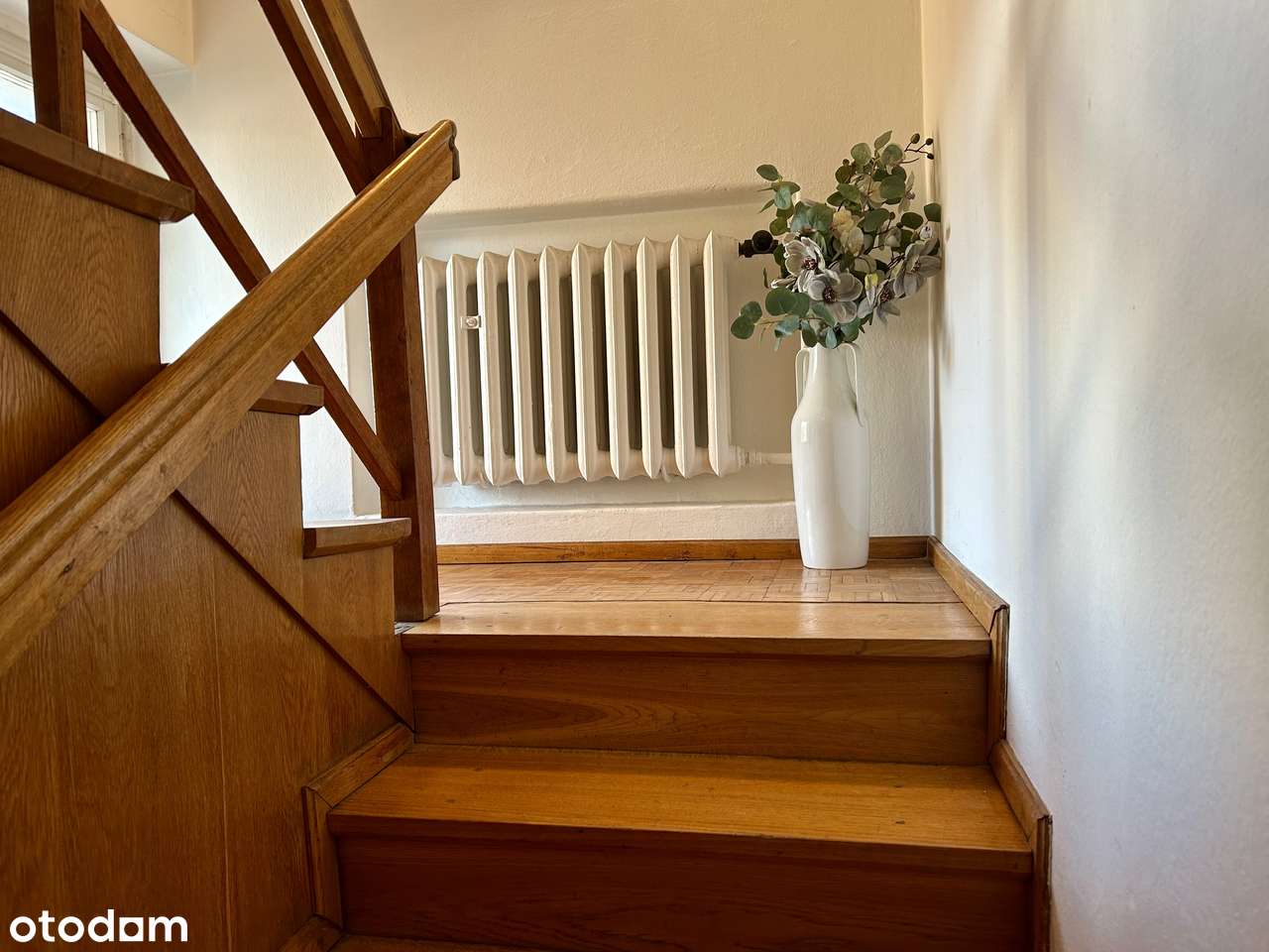 Unikatowy dom wolnostojący z dużym potencjałem - w zacisznej uliczce!-15