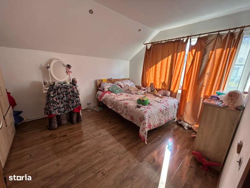 Casa P+M 190mp teren,115 mp utili ,cartier Bariera Valcii, zona Paring - Imagine principală: 4/8