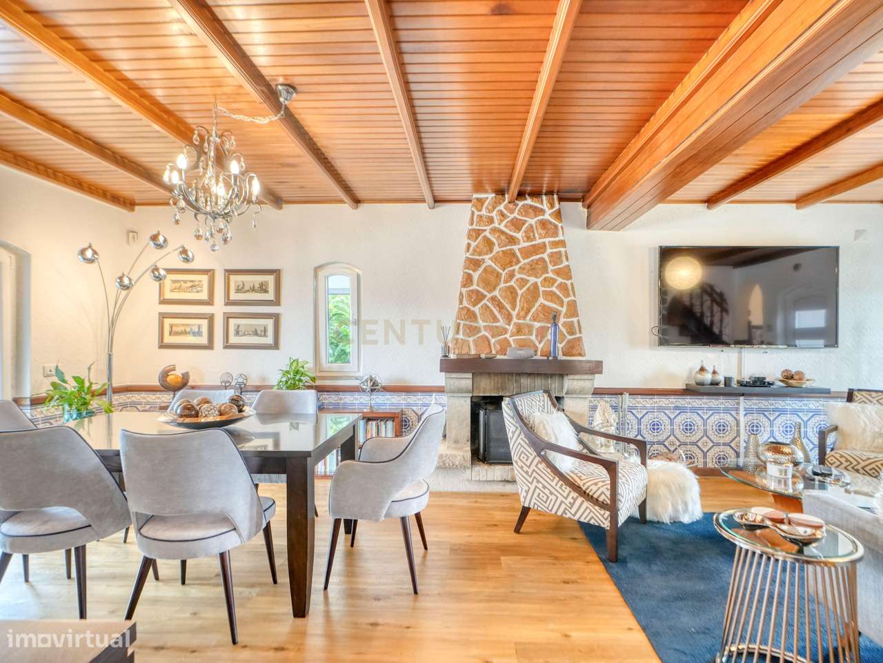 Magnífica Moradia T6 com Piscina, Garagem e Vista Desafogada em Sesimb-14