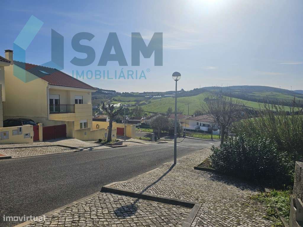 Terreno Urbano com 392m² zona Torres Vedras - Grande imagem: 5/23