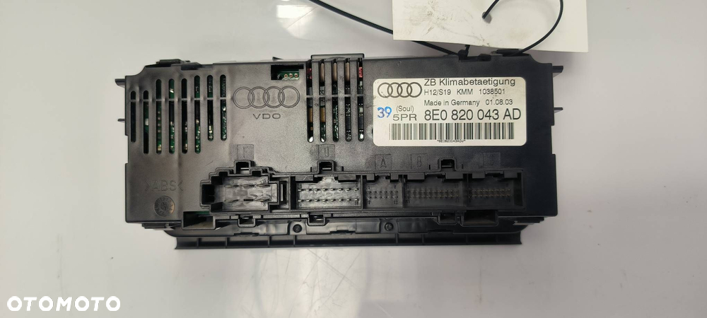 PANEL KLIMATYZACJI AUDI A4 B6 8E0820043 - 3