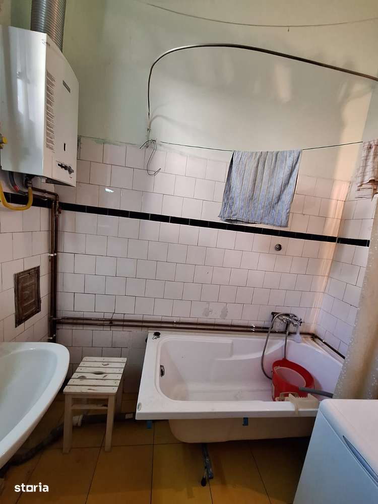 Apartament Spațios la parterul unei Vile – Strada Brassai-9