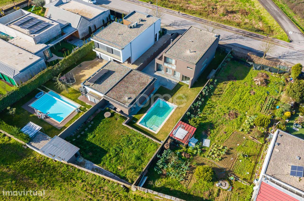 Moradia T3+1 próxima centro de Vizela - Grande imagem: 4/53