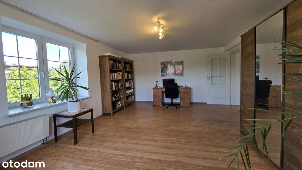 Rodzinny dom z duszą na  dużej działce w zielonym Orlu!-10