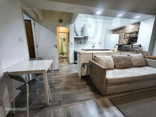 Apartamento T3 convertido num T2- Remodelado - Centro de Tomar - 16... - Grande imagem: 2/21