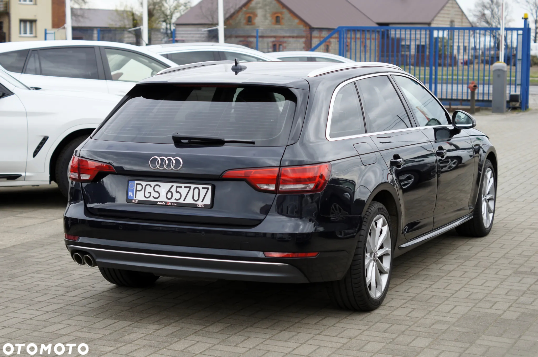 Audi A4 Avant 3.0 TDI S tronic - 4