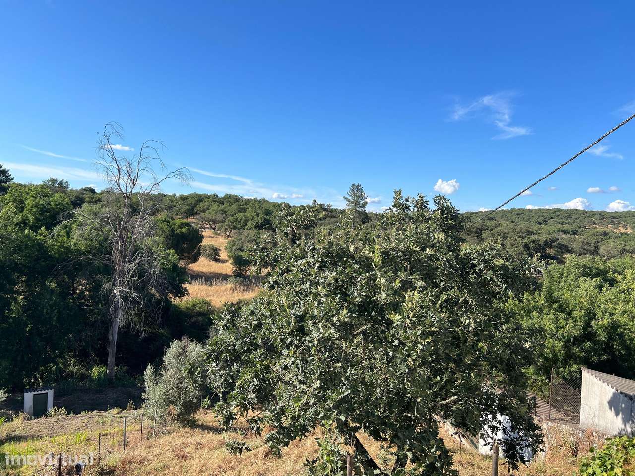 Moradia Térrea com Terreno de 950 m² a Apenas 8 km de Évora-45