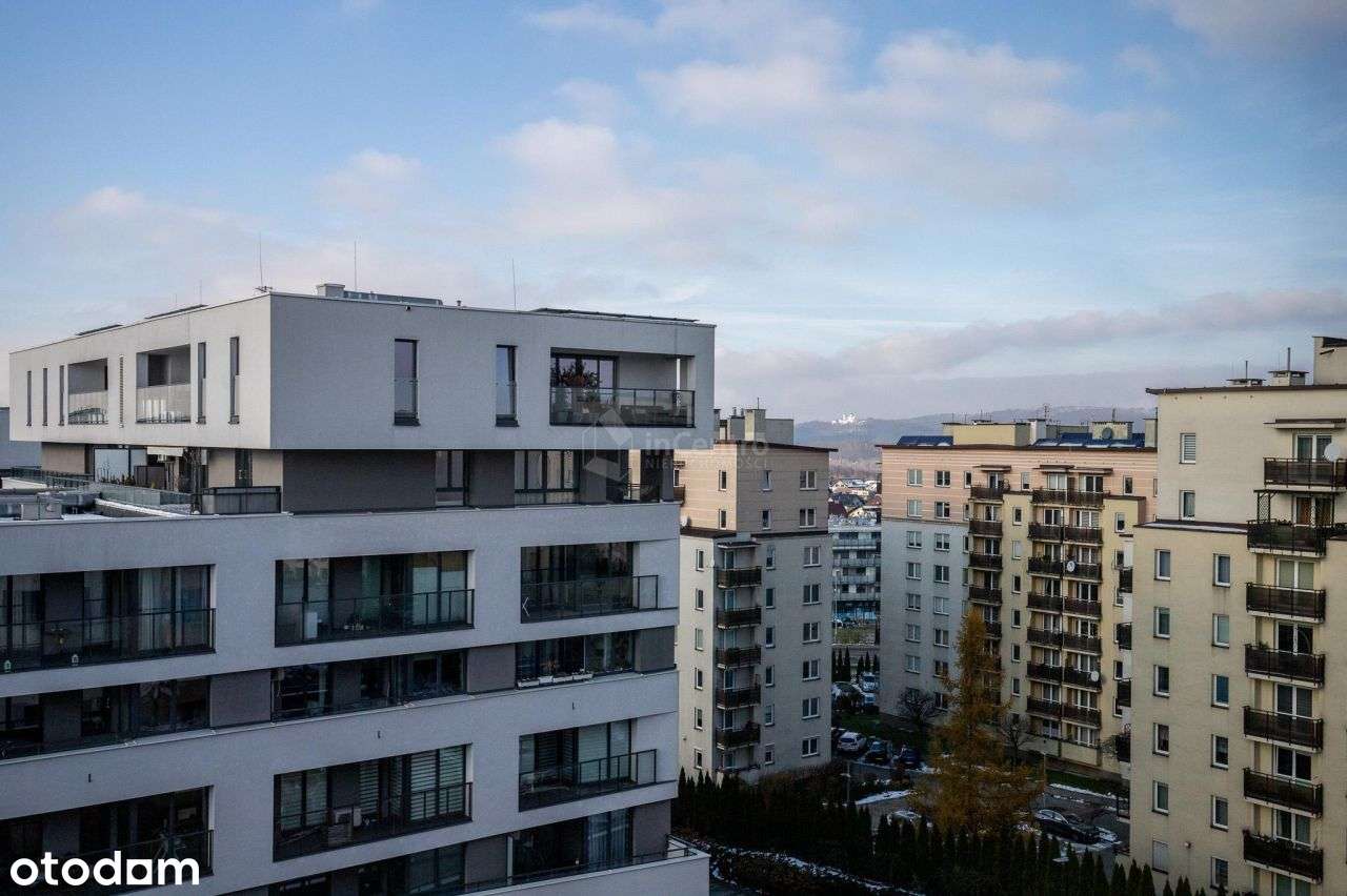 Przestronny apartament z tarasem. Czerwone Maki.-11