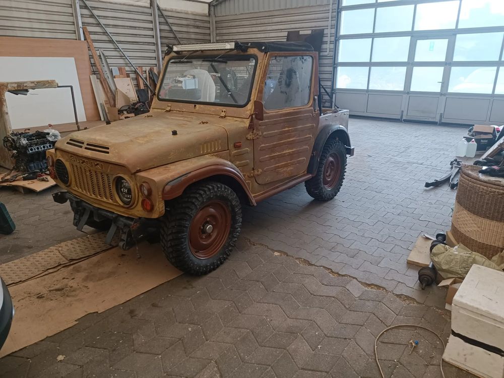 Suzuki SJ-Samurai 1982
