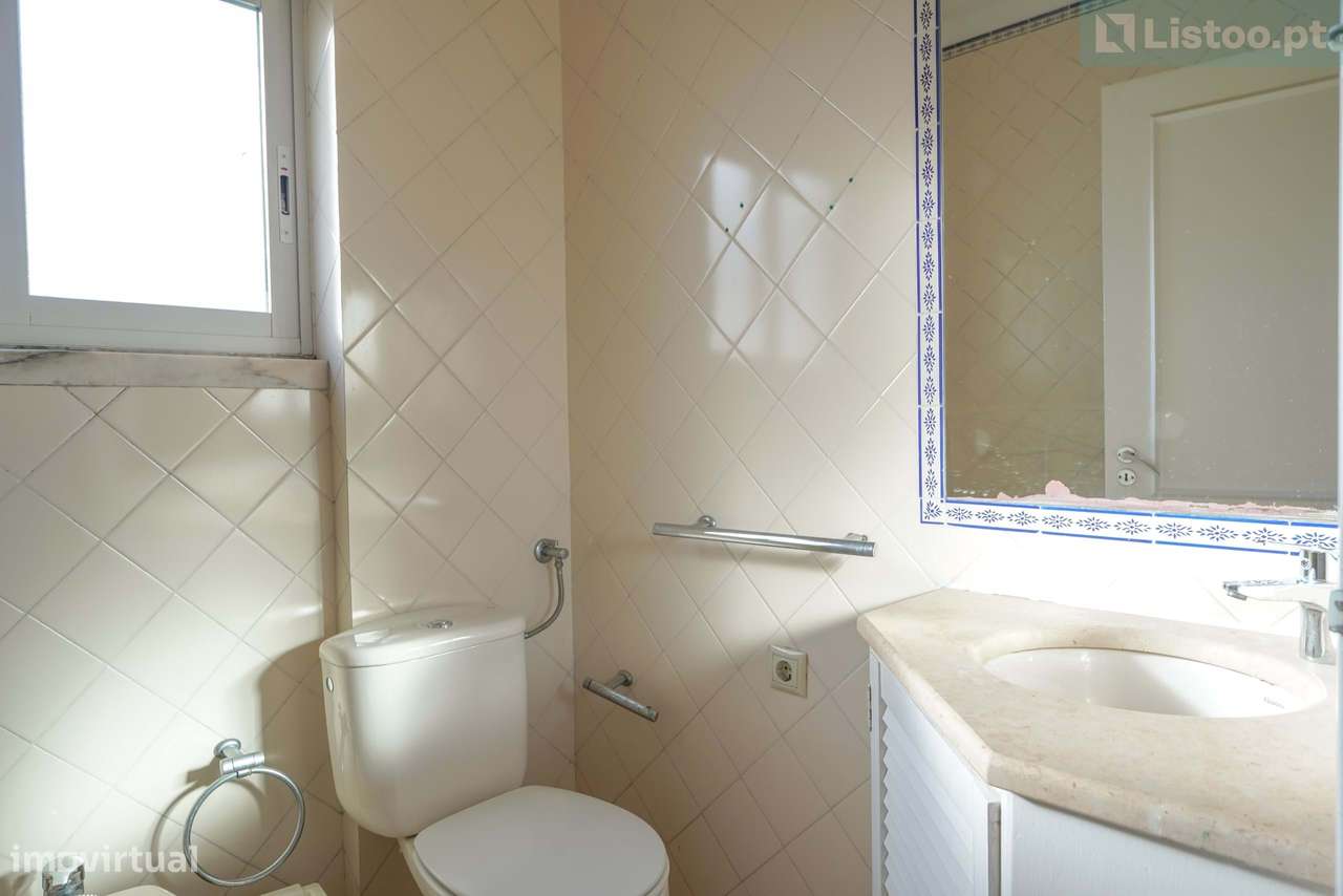 Apartamento T4 Lumiar-31