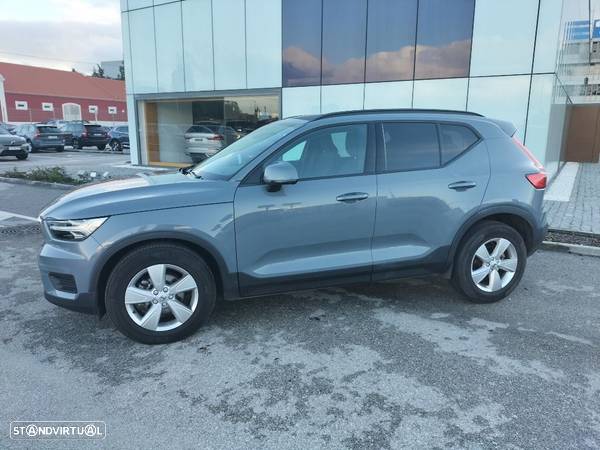 Volvo XC 40 1.5 T2 Momentum Core - 3