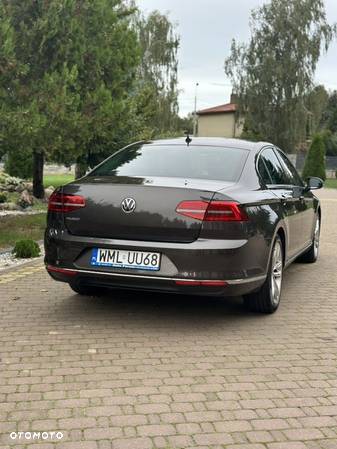 Volkswagen Passat 2.0 TDI BMT Highline - 3