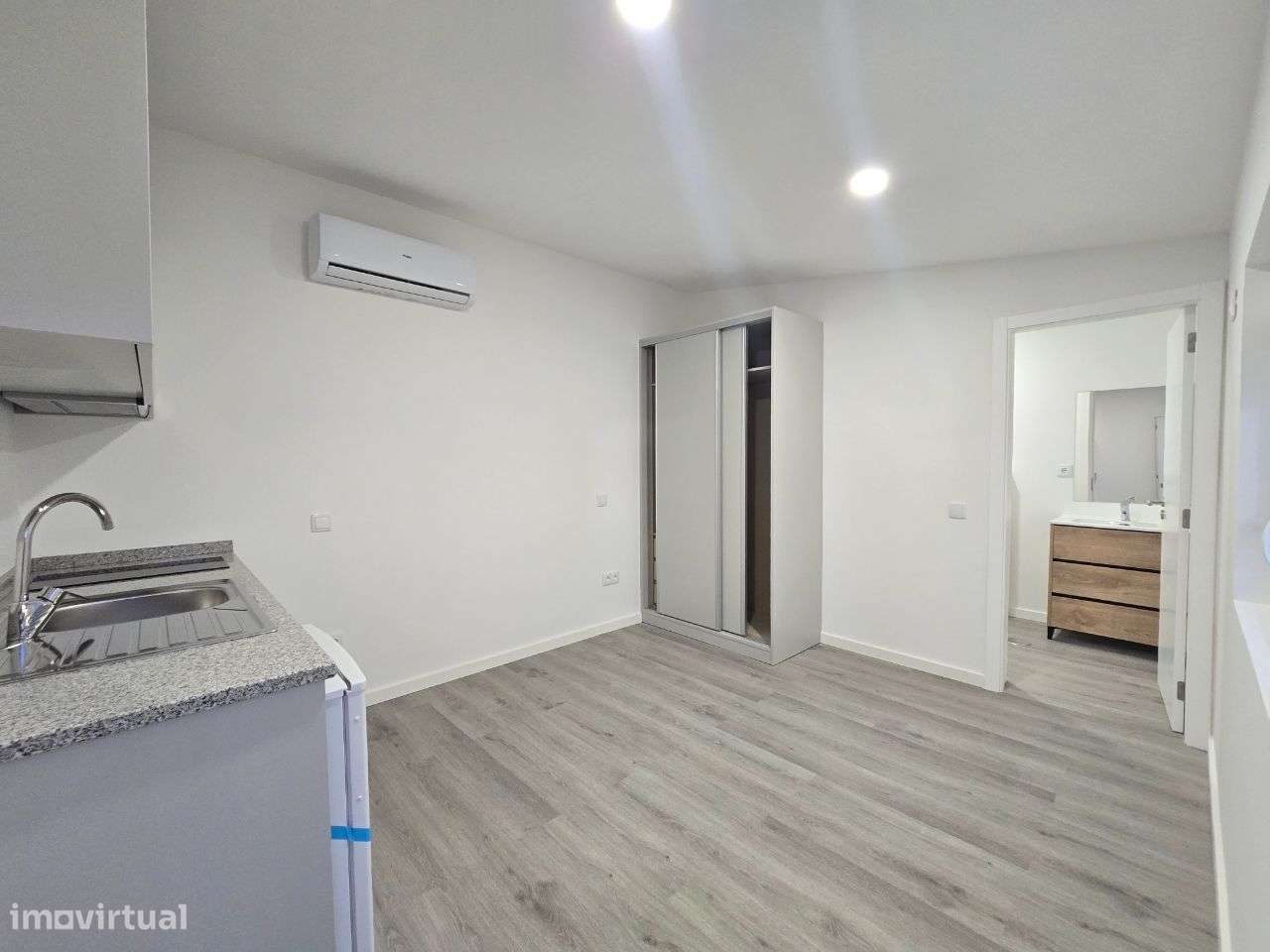 Moradia renovada V6 a apenas 100 metros da praia da Torreira-20