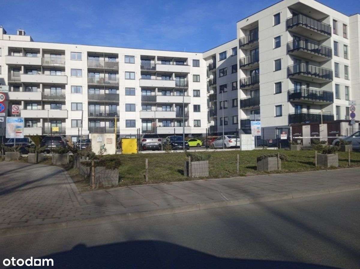 | Nowy Budynek | Winda | Balkon | Lokalizacja |-10