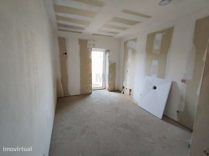 Moradia T3  junto a Condeixa-14