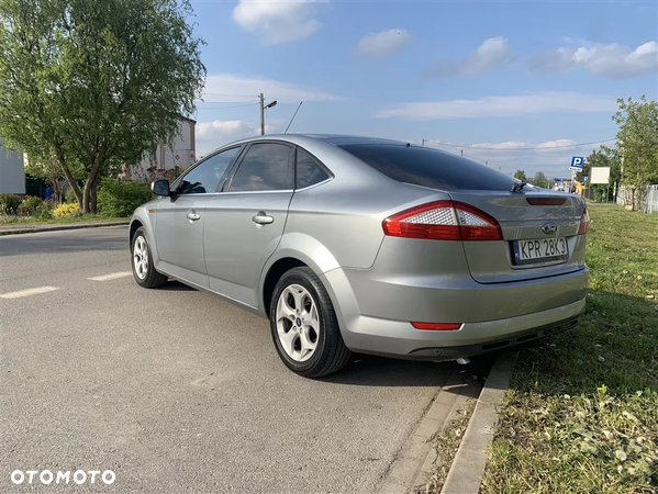 Ford Mondeo 2.0 Titanium - 2